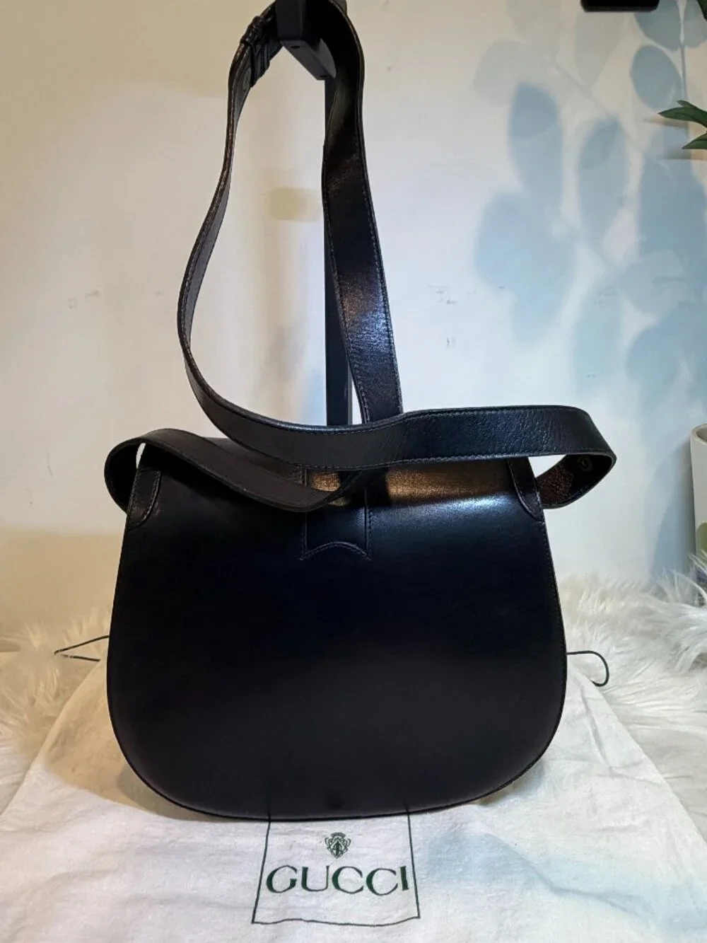 Vintage Gucci Black Box Calf Leather Saddle Shoulder Bag